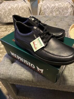Mephisto Black Leather Lace-Up Derby Shoes
